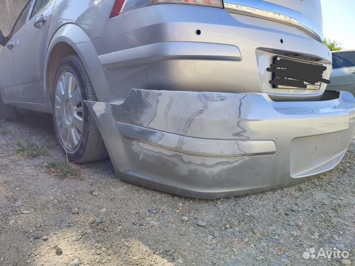 Задний бампер на Opel astra h