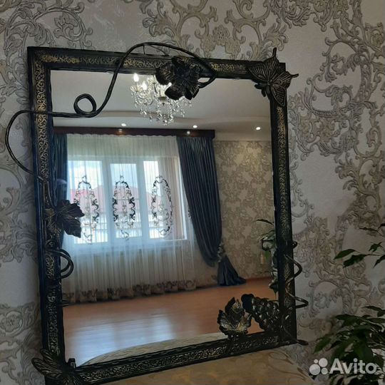 Зеркало кованное