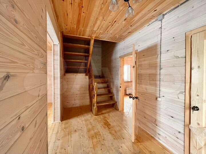 Дом 106,6 м² на участке 5,7 сот.