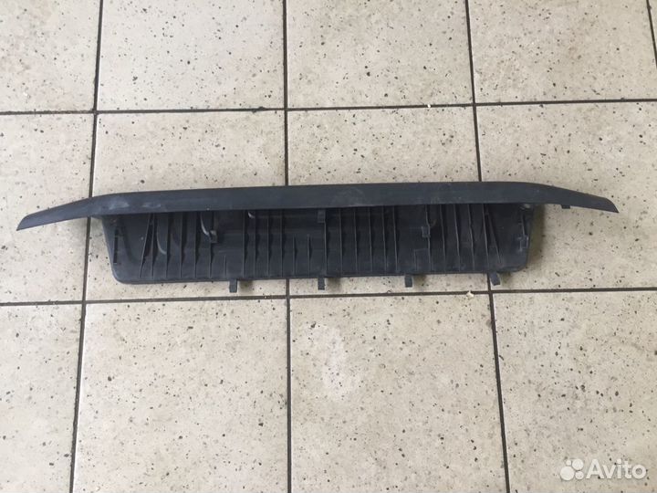 Накладка багажника Mercedes X-Class W470 642.889