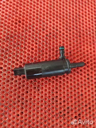 Насос омывателя фар Мерседес W204