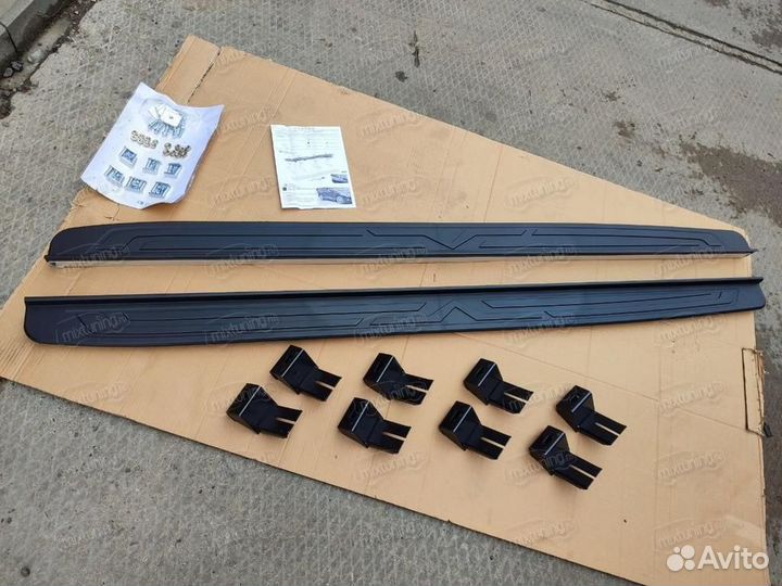 Пороги, подножки Infiniti QX60 2016-2020 (новые)