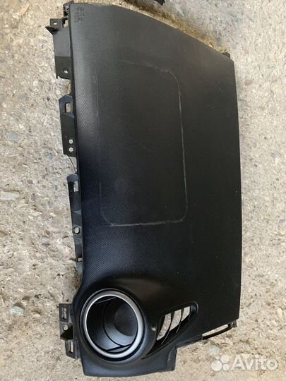 Подушка безопасности Mazda 3 bk 2004-2008