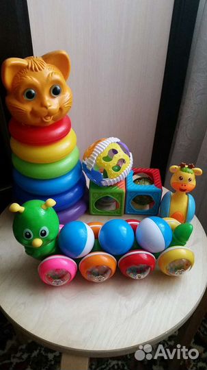 Развивающие игрушки пакетом