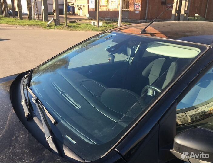 Стекло лобовое Форд Фокус