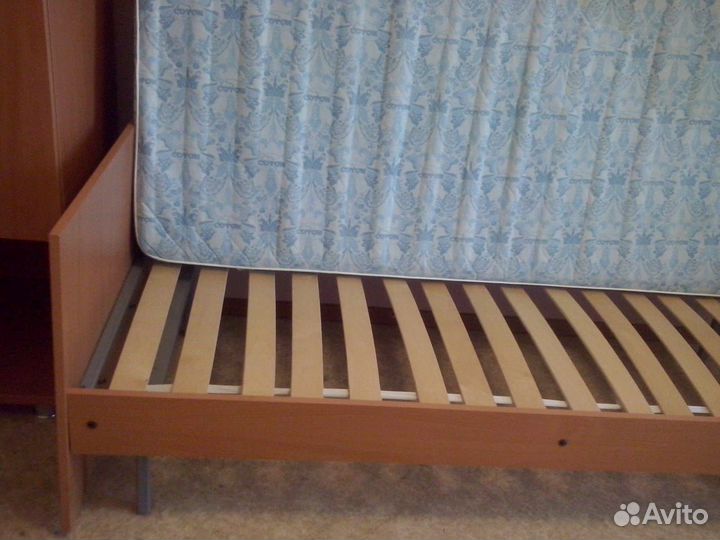 Продам кровать бу