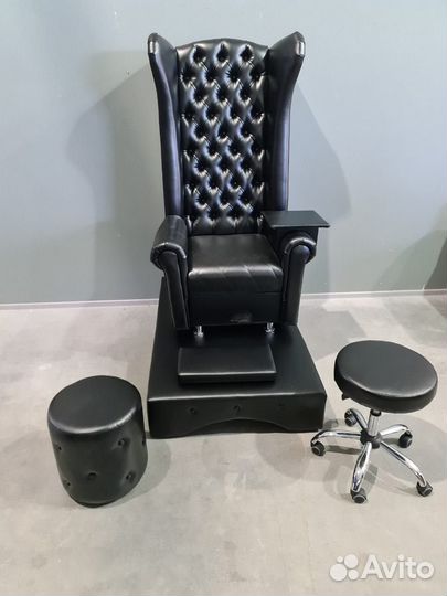 Педикюрное кресло трон Венеция