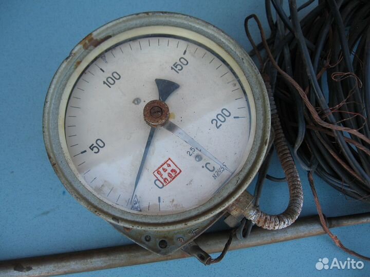 Манометрический термометр