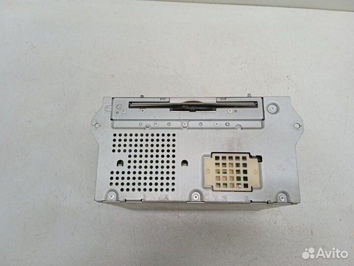 Магнитола Nissan Patrol Y62 5.6 2011