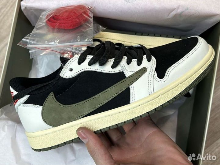 Кроссовки Nike Air Jordan 1 Low Travis Scott