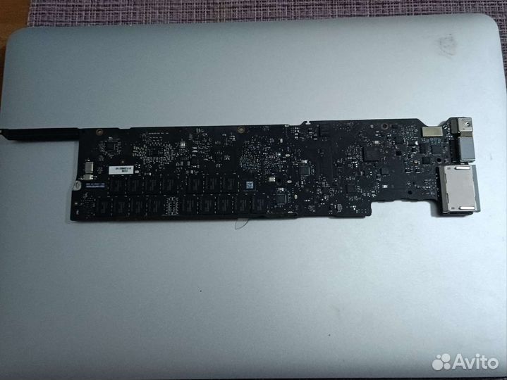 Материнская плата Macbook Air 13 mid 11 a1369