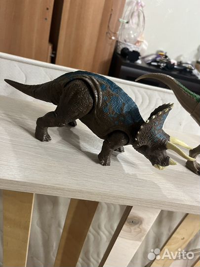 Динозавры мир юрского периода