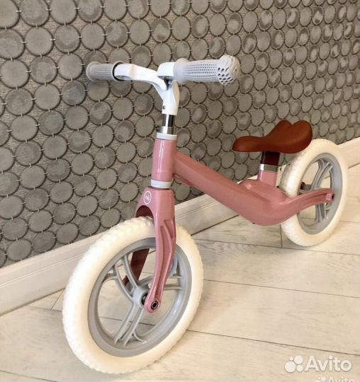 Беговел Happy Baby Carbon