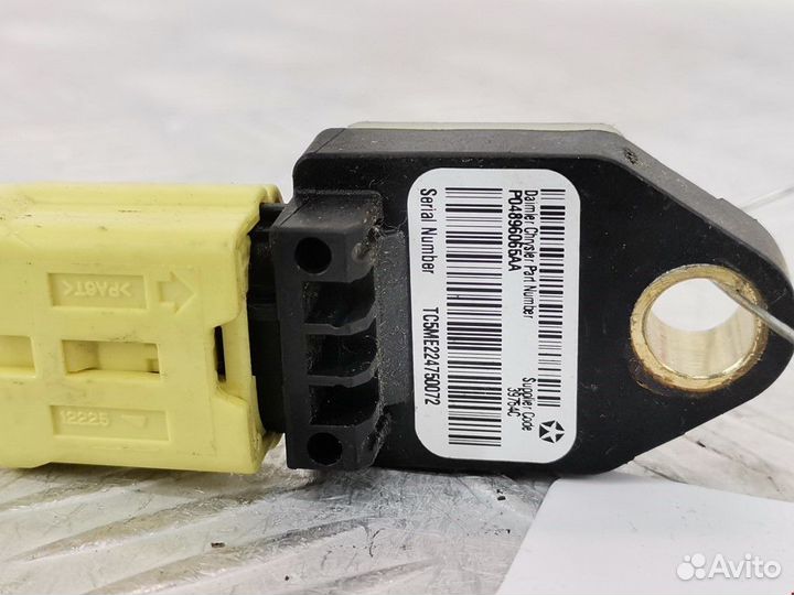 Датчик удара Dodge Nitro 2007