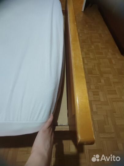 Кровать односпальная с матрасом бу