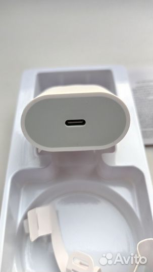 Зарядное устройство на iPhone