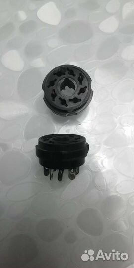 Радиолампы и панельки к радиолампам