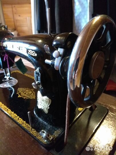 Швейная машина ножная Китайская (как Зингер)