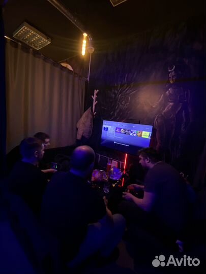 Действующая кальянная, лаундж бар