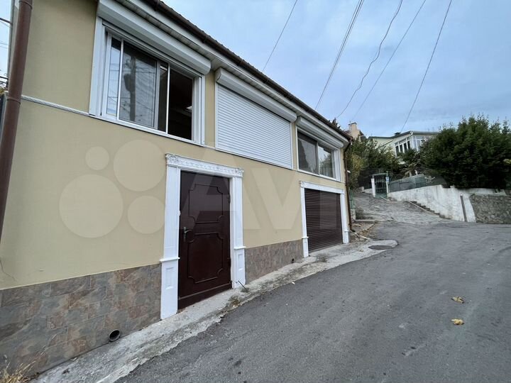 Дом 100 м² на участке 1 сот.