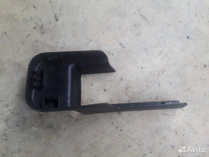 Заглушка задняя левая Infiniti Fx S51 5.0 2008