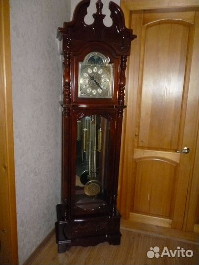 Напольные часы с боем