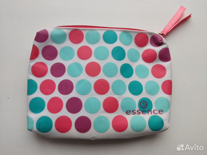 Пакетом женская косметичка на молнии 2 шт