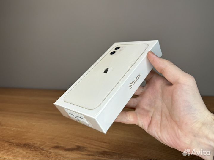 iPhone 11, 128 ГБ