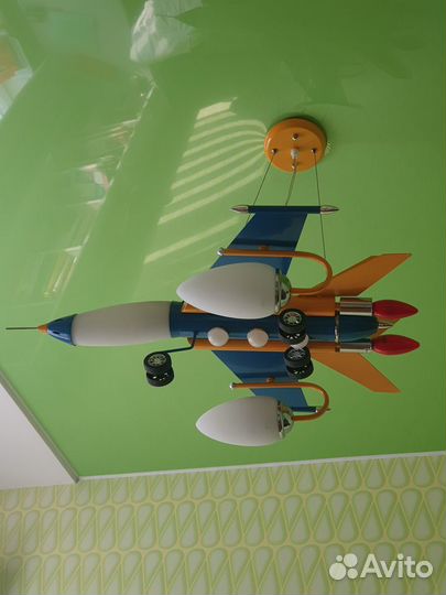 Продам детскую люстру