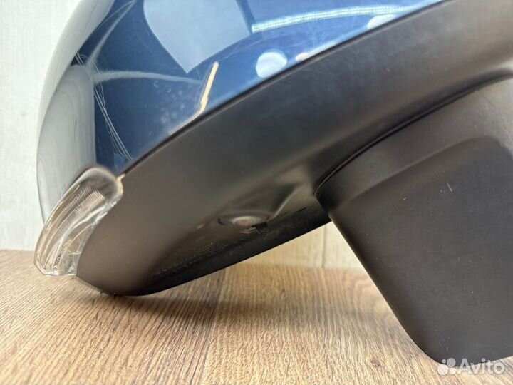 Зеркало правое Volvo Xc60 UZ B420XC B4204T23 2018