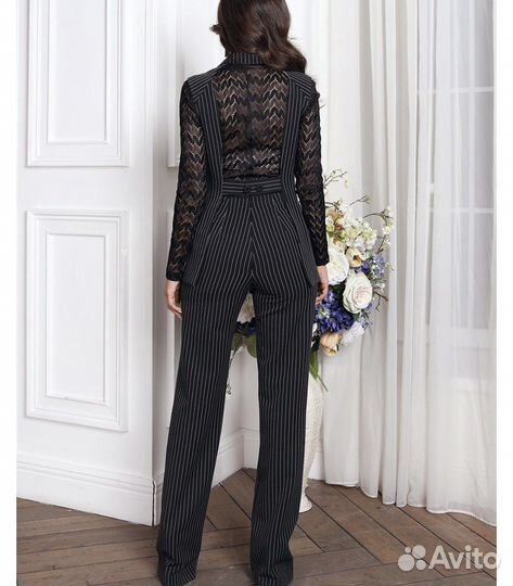 Брючный костюм женский