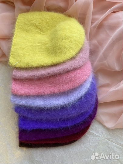 Шапка женская вязаная из ангоры