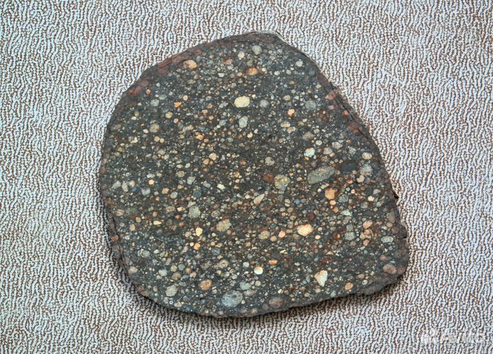 Метеорит Limon Verde 017 (L3,S3,W1) Чили