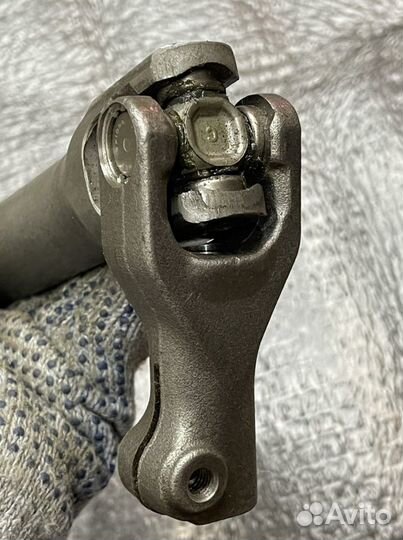 Рулевой карданчик Toyota Rav 4 40