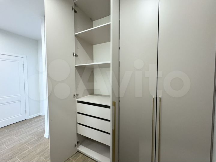 3-к. квартира, 65 м², 12/16 эт.