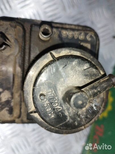 Абсорбер фильтр угольный Toyota Avensis универсал