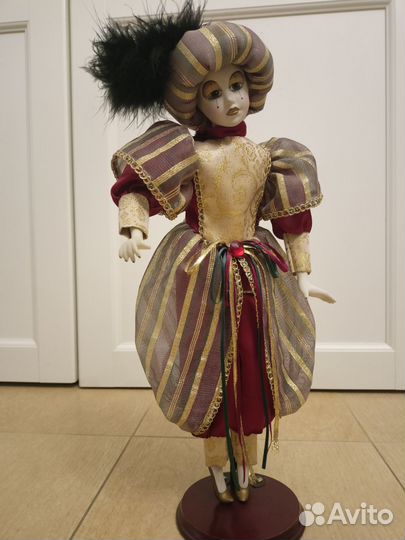 Кукла фарфоровая коллекционная remeco collection