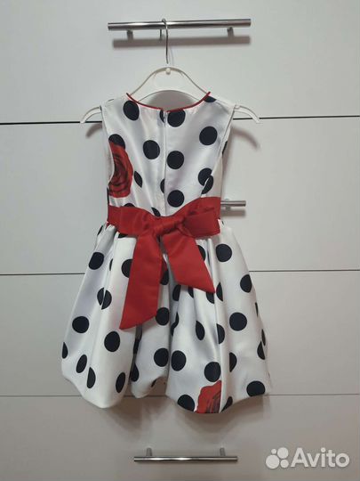 Платья праздничные на девочку 2-4 лет