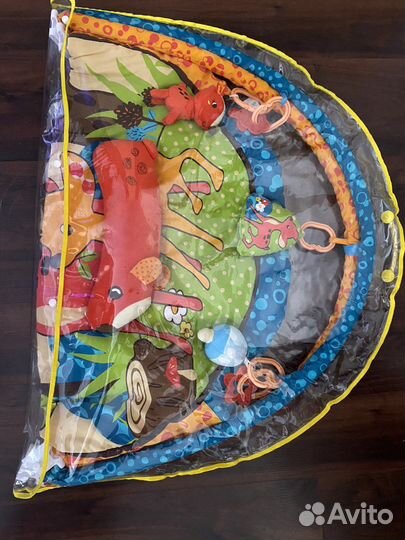 Развивающий коврик