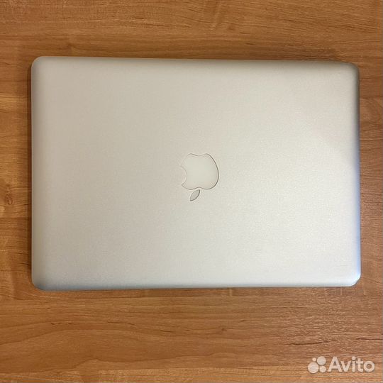 Apple MacBook Pro 13' озу 10 Gb, SSD 500, HDD 250