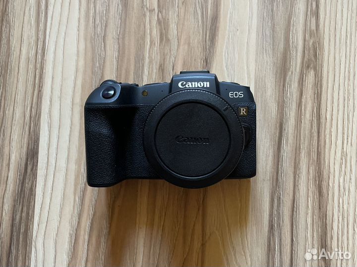 Canon eos rp body + mount adapter ef-eos r