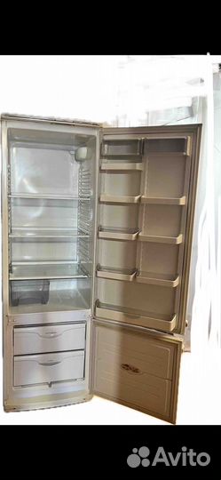 Холодильник 2х камерный Атлант