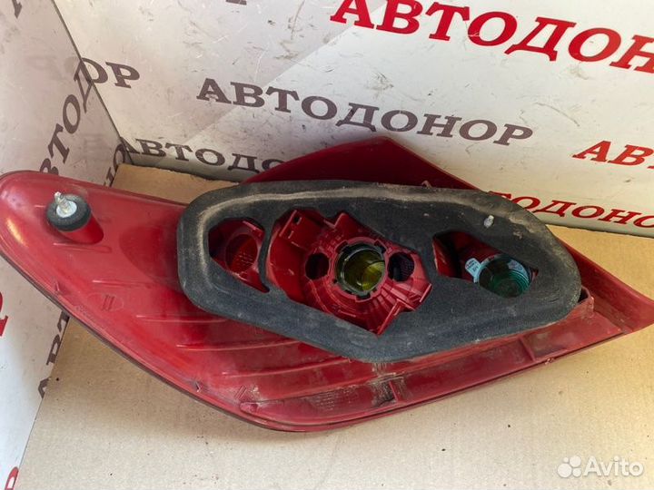 Фара задняя задняя правая Peugeot 307 2007