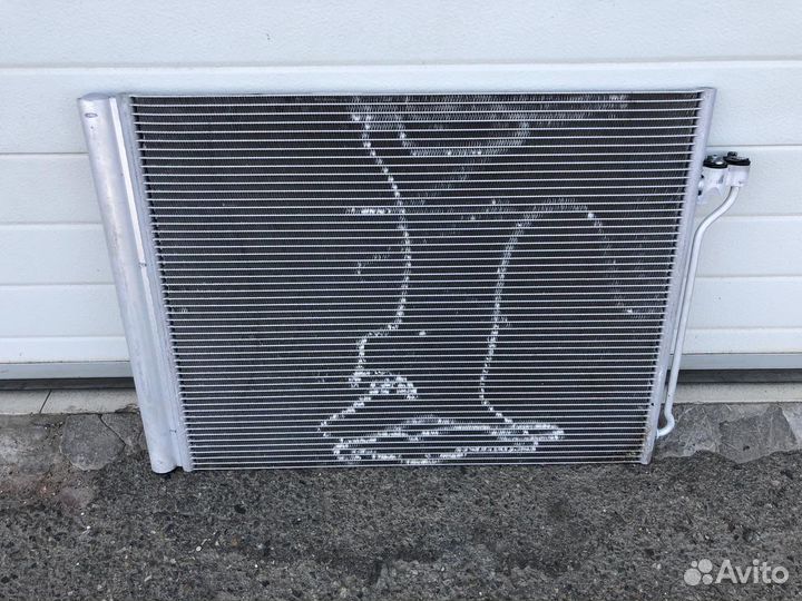 Радиатор кондиционера BMW F10 оригинал