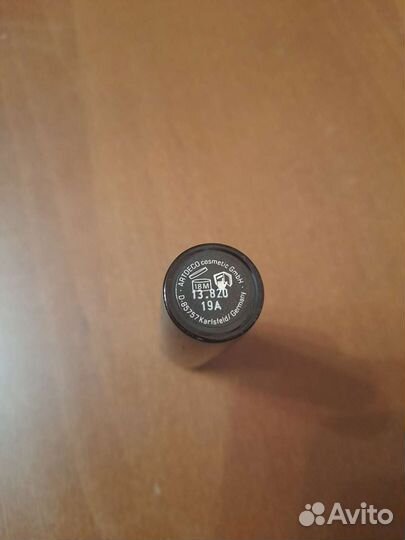 Помада. ArtDeco 820. Maybelline 233. Новая