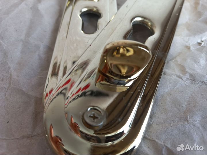 Дверная ручка