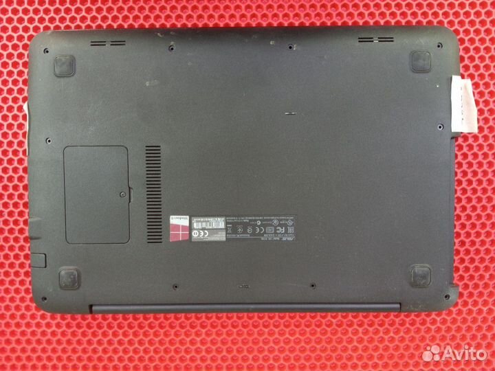 Ноутбук Asus X555L (разбор)