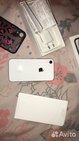 iPhone XR 64gb белый