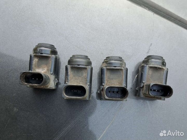 Датчик парктроника на Volkswagen Touareg 2004 г.в