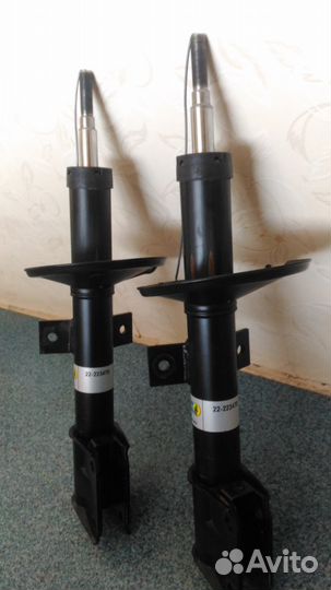 Амортизатор передний Duster 4X4 bilstein (B4 Gas)